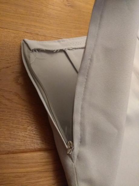 Dámska šitá sukňa, m