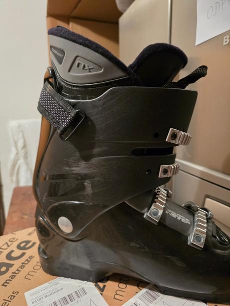 Lyziarky, dalbello,40