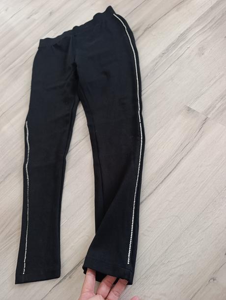 Legíny s kamienkami, sinsay,m