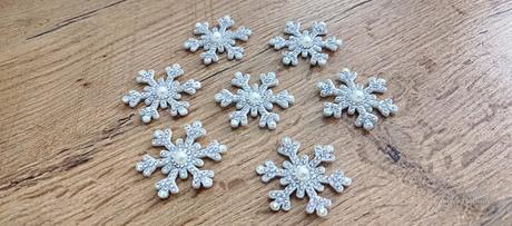 Aplikácia flitrová - vločka - s perličkami - 40 m, 