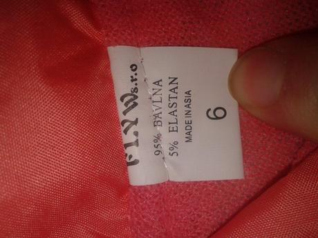 Kabátik včielka, 104