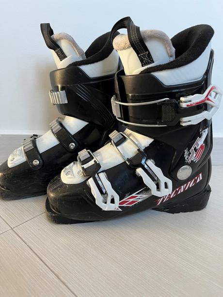 Lyžiarky tecnica mp 22o, tecnica,35