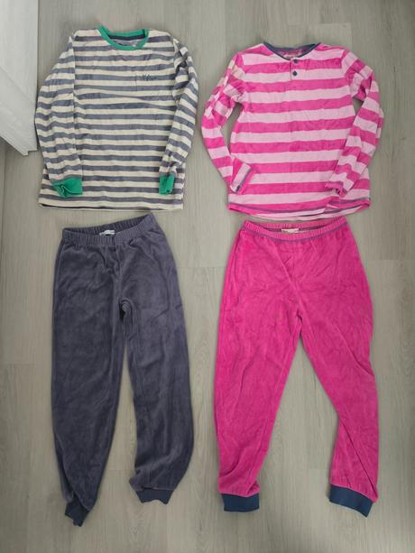 Pyžamko pre chlapca a dievča,značka f&f,v.134/140,, 140