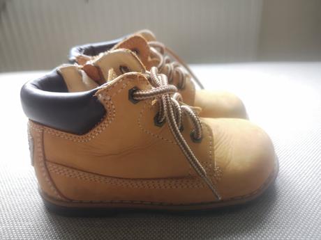 Topanky zn. chicco, chicco,23