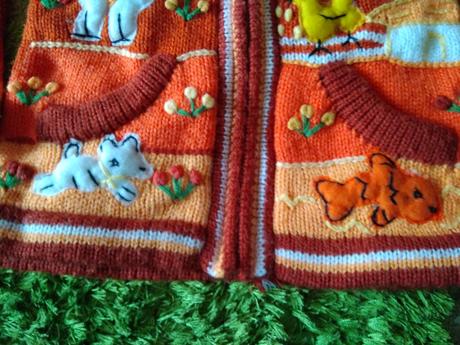 Zaujímavý svetrík 98/104, 98