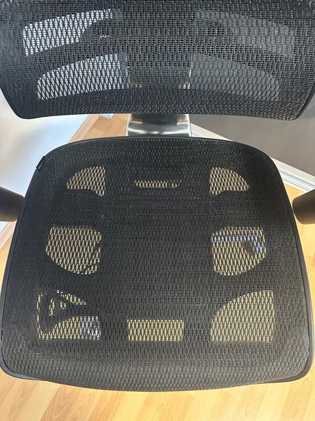 Ergonomická kancelárska stolička mosh airflow 702,