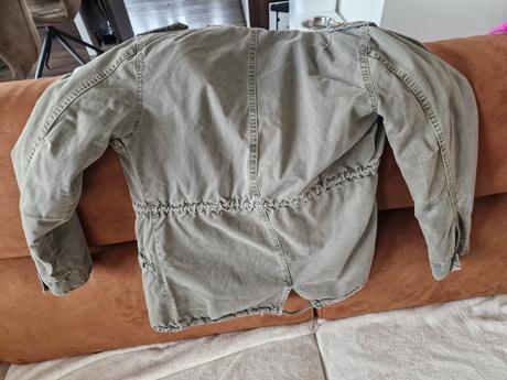 Gaudi bunda 8 r., gaudi,128