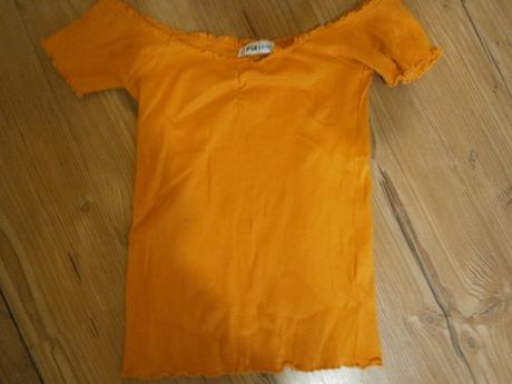 Tričká po 1 eur/ks, pull&bear,m