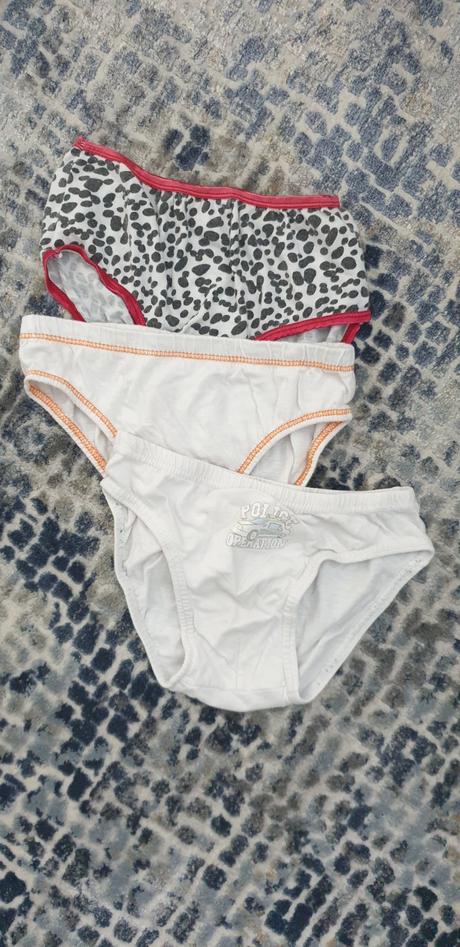 Nohavičky č.116-122, 116