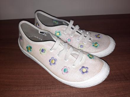 Plátenky-prezuvky (vd 20 cm), 33