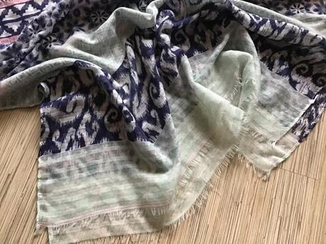 Jemnucky ľahký salik /1de,