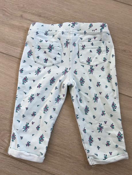 Kvetované nohavice, f&f,68