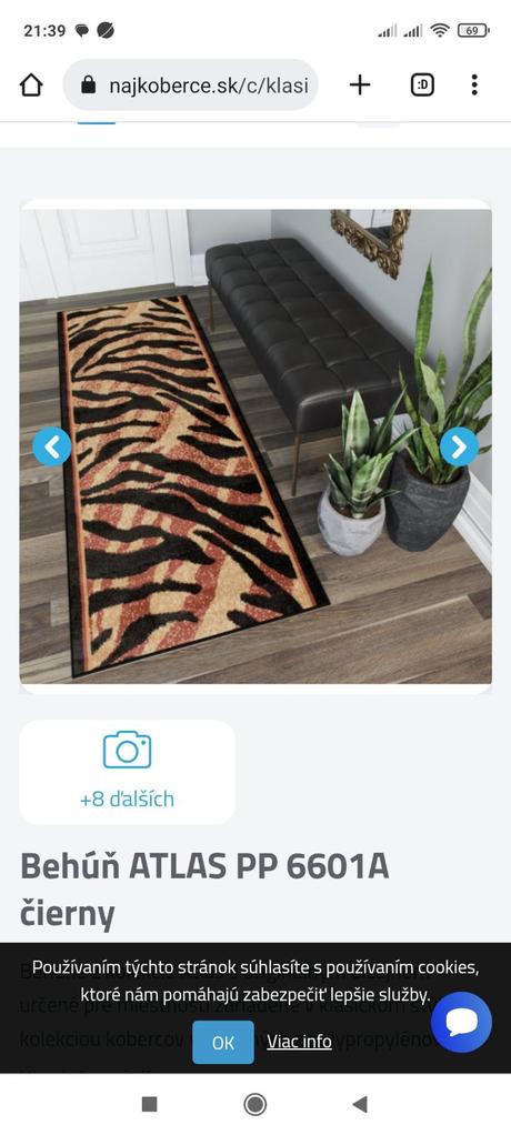 Moderný behúň so zvieracím motívom,