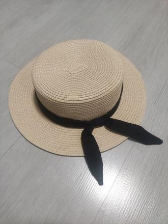 Klobúk, sinsay