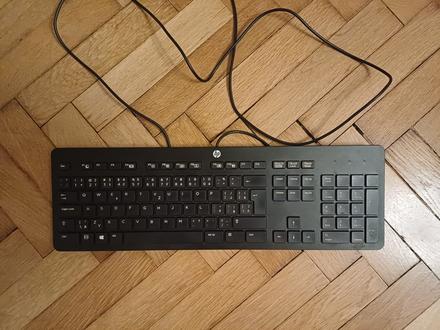 Externa klavesnica hp ako nova, hp (hewlett-packard)