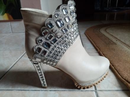 Čižmy kotničky, 40