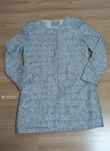 Svetlošedý kabátik, gate,34