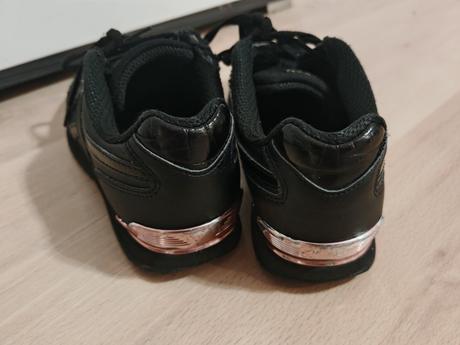 Reebok tenidky top stav, neolutujete 37, reebok,37
