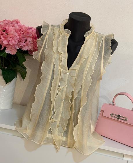 Zara elegantná krémová blúzka s volánmi, zara,s