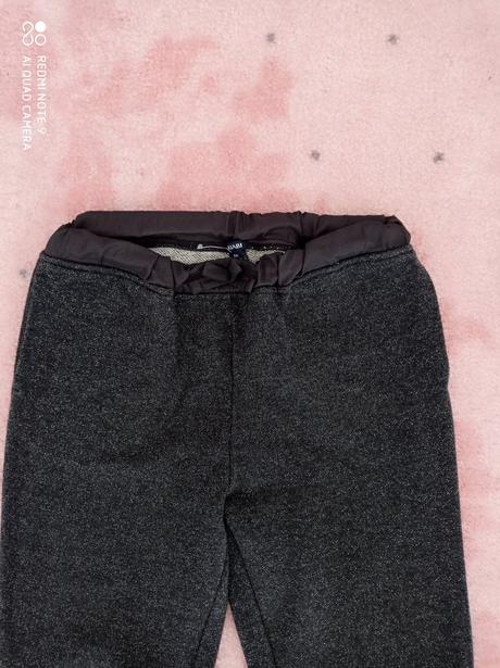 Kvalitné nohavice - jegginsy teplákové super stav, 146