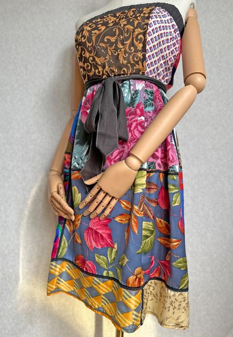 Hodvábne koktejlové šaty, xs