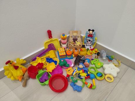 Predám mix detských hračiek, 
