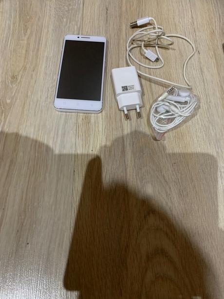 Telefón lenovo, lenovo