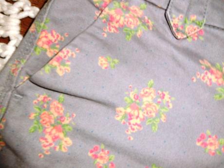 Prekrásne kvalitné šortky-kraťasky super stav 134, benetton,134