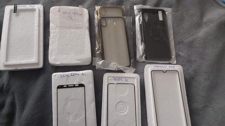 Skla a kryty, huawei