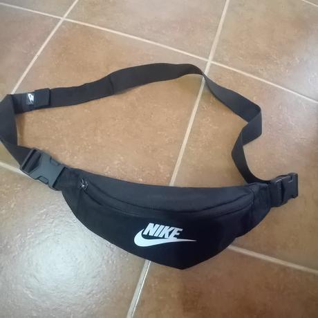 Ľadvinka -nike, nike