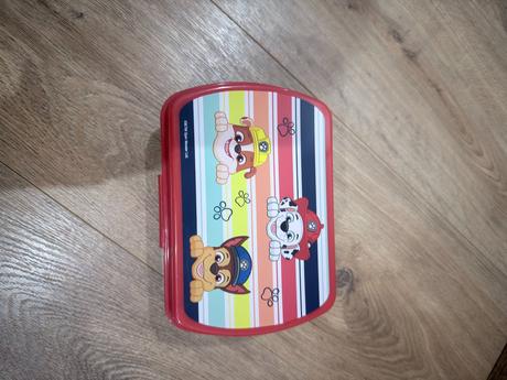 Disney fľaša na pitie a box na desiatu,