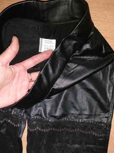 Leginy a sukna v.s, s