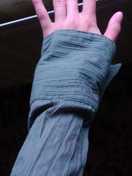 Málo nosená elegantná blúzka, s