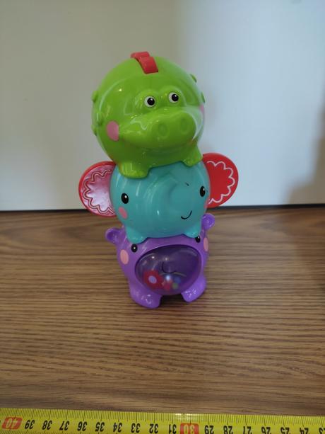 Interaktivne hracky, hrkalky,