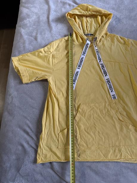 Žlté tričko s kapucou, m