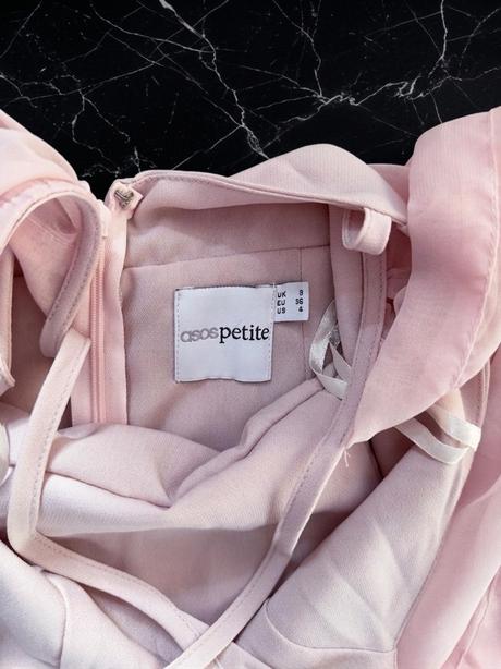 Púdrové šaty asos petite, s