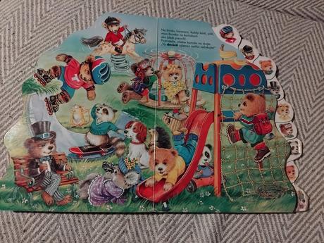 Desať zvedavych medvedikov, 