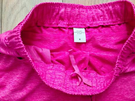 Dámske športové kraťasy, tchibo,s