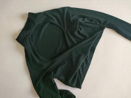 Rolák s odhaleným chrbtom, "c", s