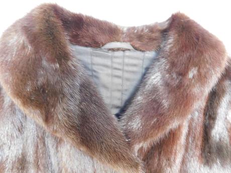 Velmi pekny norkovy kožuch, 46