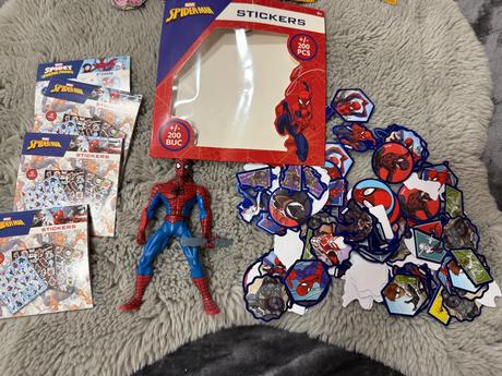Nalepky a digurka spiderman, 