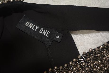 Only, čierna blúzka s korálkami veľ. 38, only,38