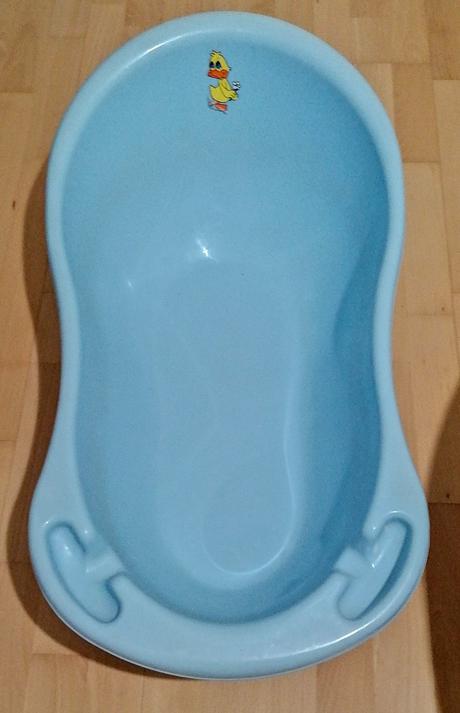 Detská vanička cca 85 x 50 x 39, 