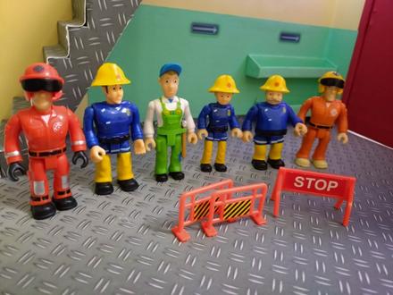 Požiarnik sam - figúrky, 