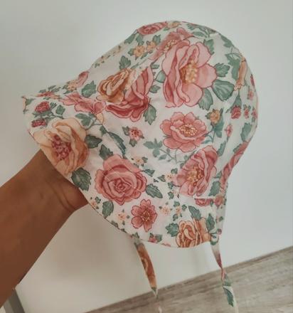 Klobúčik pre bábätko, 62