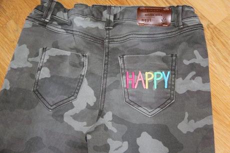 Maskáčové, next,146