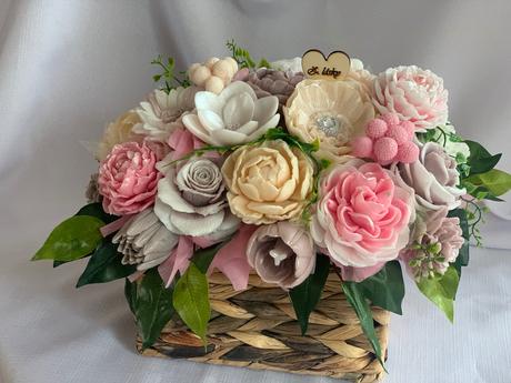 Mydlova kytica gratulačná kôš, 