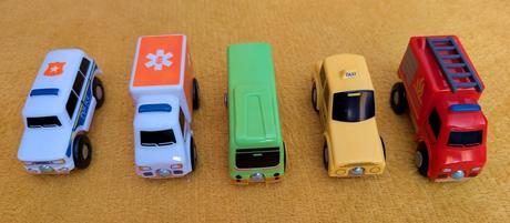 Autíčka s dreveným podvozkom, 