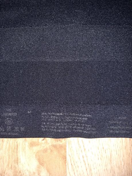 Čierne sťahovacie tieklo m, m