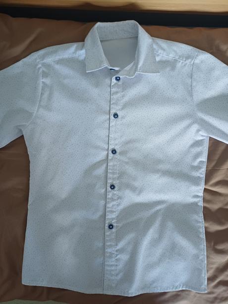 Slávnostná košeľa, 128